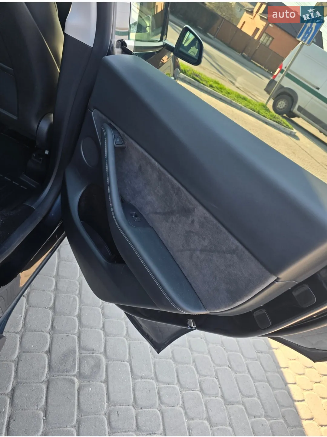 2024 Tesla Model Y - мініатюра 29