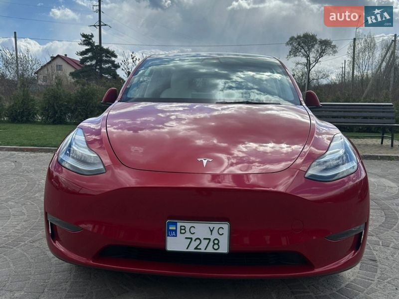 Позашляховик / Кросовер Tesla Model Y 2022 в Львові