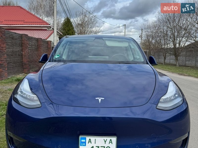 Внедорожник / Кроссовер Tesla Model Y 2022 в Киеве