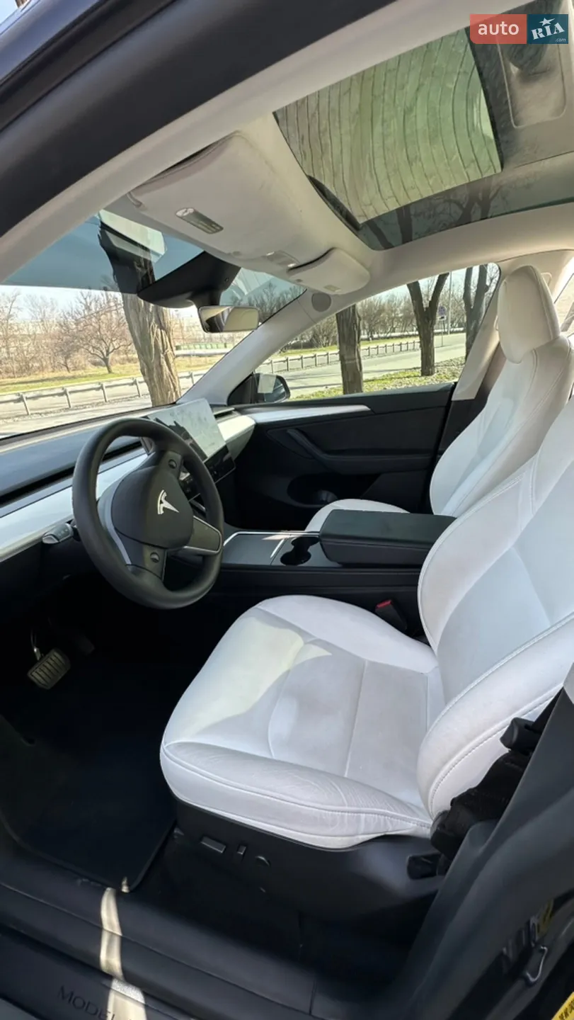2024 Tesla Model Y - мініатюра 32