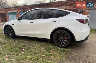 Внедорожник / Кроссовер Tesla Model Y 2022 в Сумах