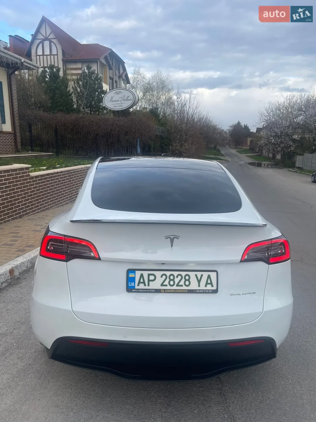 2022 Tesla Model Y - мініатюра 6