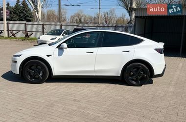 Внедорожник / Кроссовер Tesla Model Y 2025 в Днепре