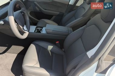 Внедорожник / Кроссовер Tesla Model Y 2025 в Днепре
