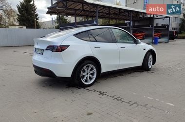 Внедорожник / Кроссовер Tesla Model Y 2023 в Львове