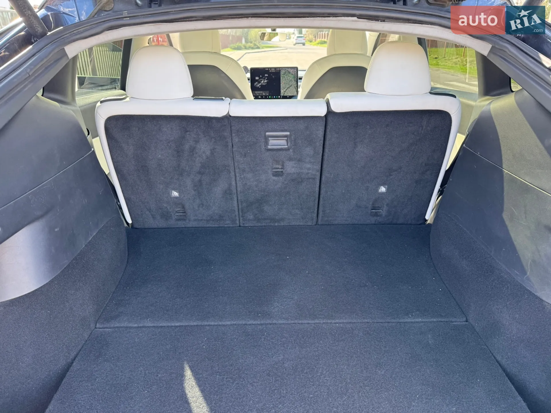 2021 Tesla Model Y - мініатюра 17