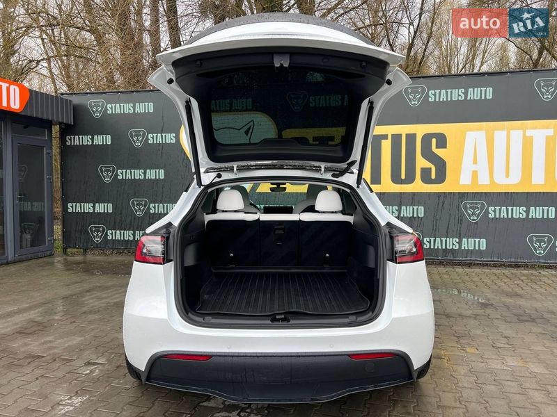 Внедорожник / Кроссовер Tesla Model Y 2022 в Хмельницком