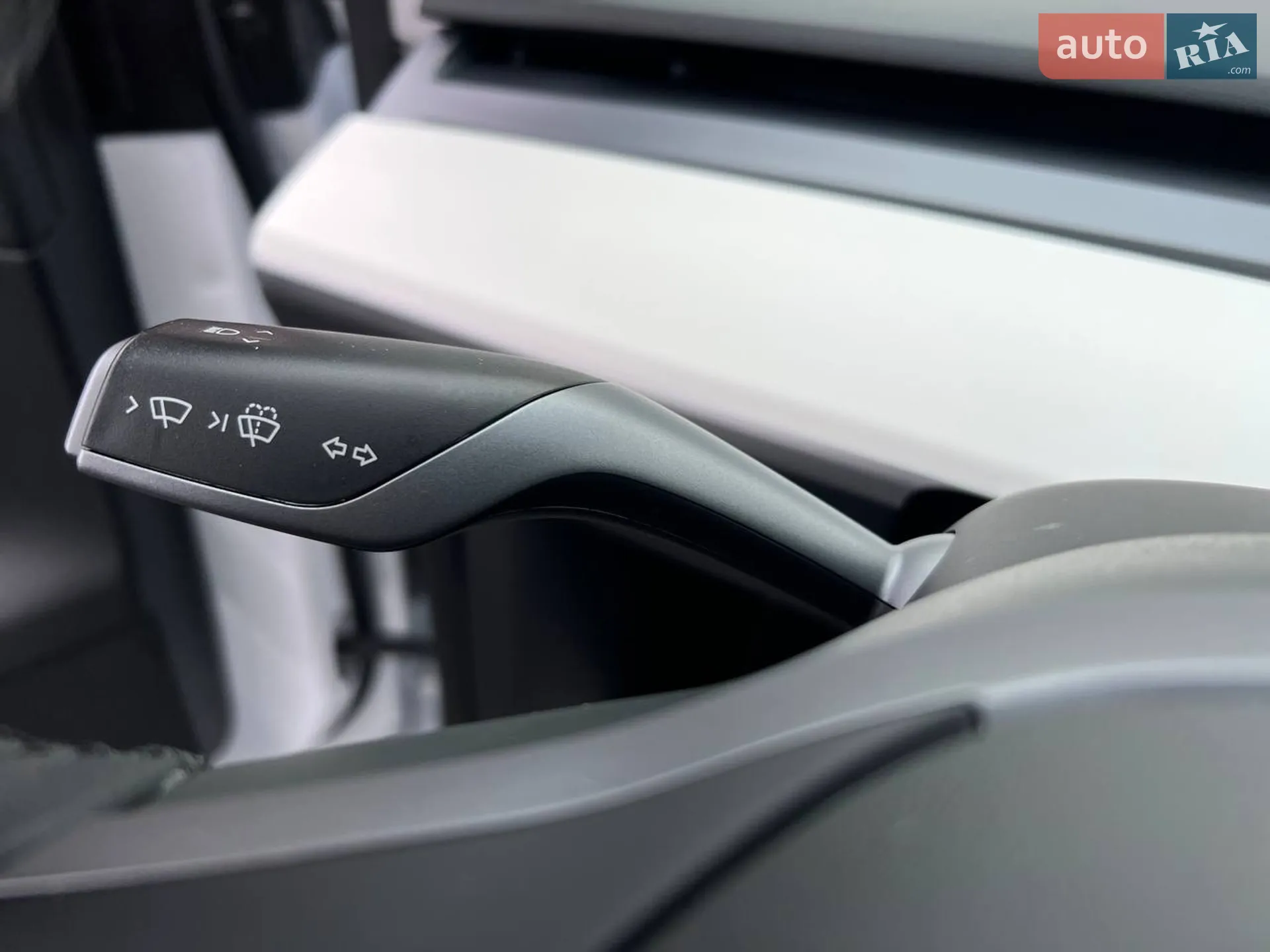 2022 Tesla Model Y - мініатюра 17