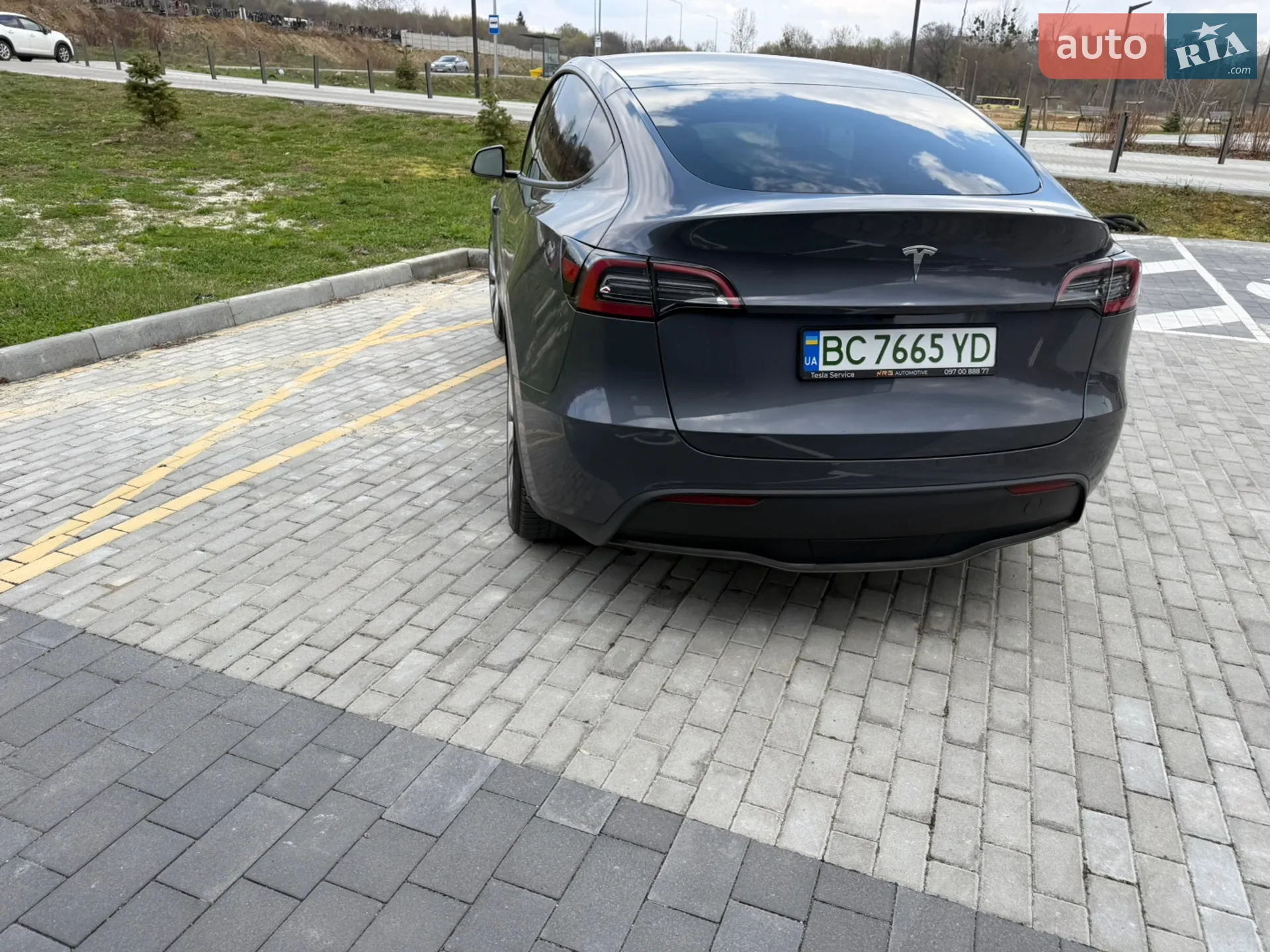 2023 Tesla Model Y - мініатюра 31