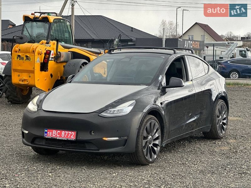 Tesla Model Y 2020