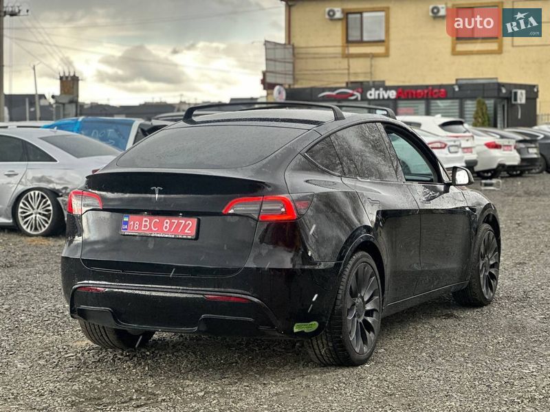 Позашляховик / Кросовер Tesla Model Y 2020 в Луцьку