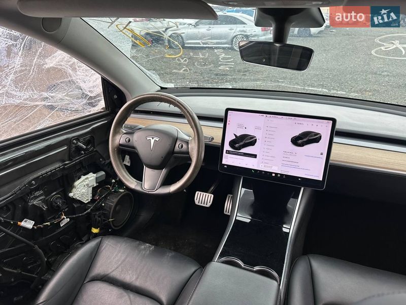 Позашляховик / Кросовер Tesla Model Y 2020 в Луцьку