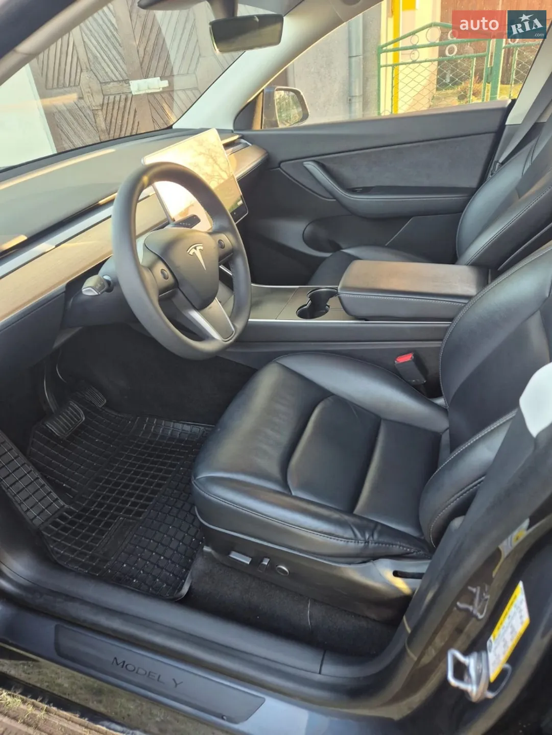 2020 Tesla Model Y - мініатюра 4