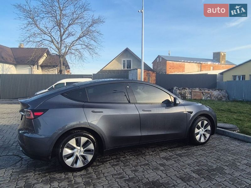 Внедорожник / Кроссовер Tesla Model Y 2020 в Львове