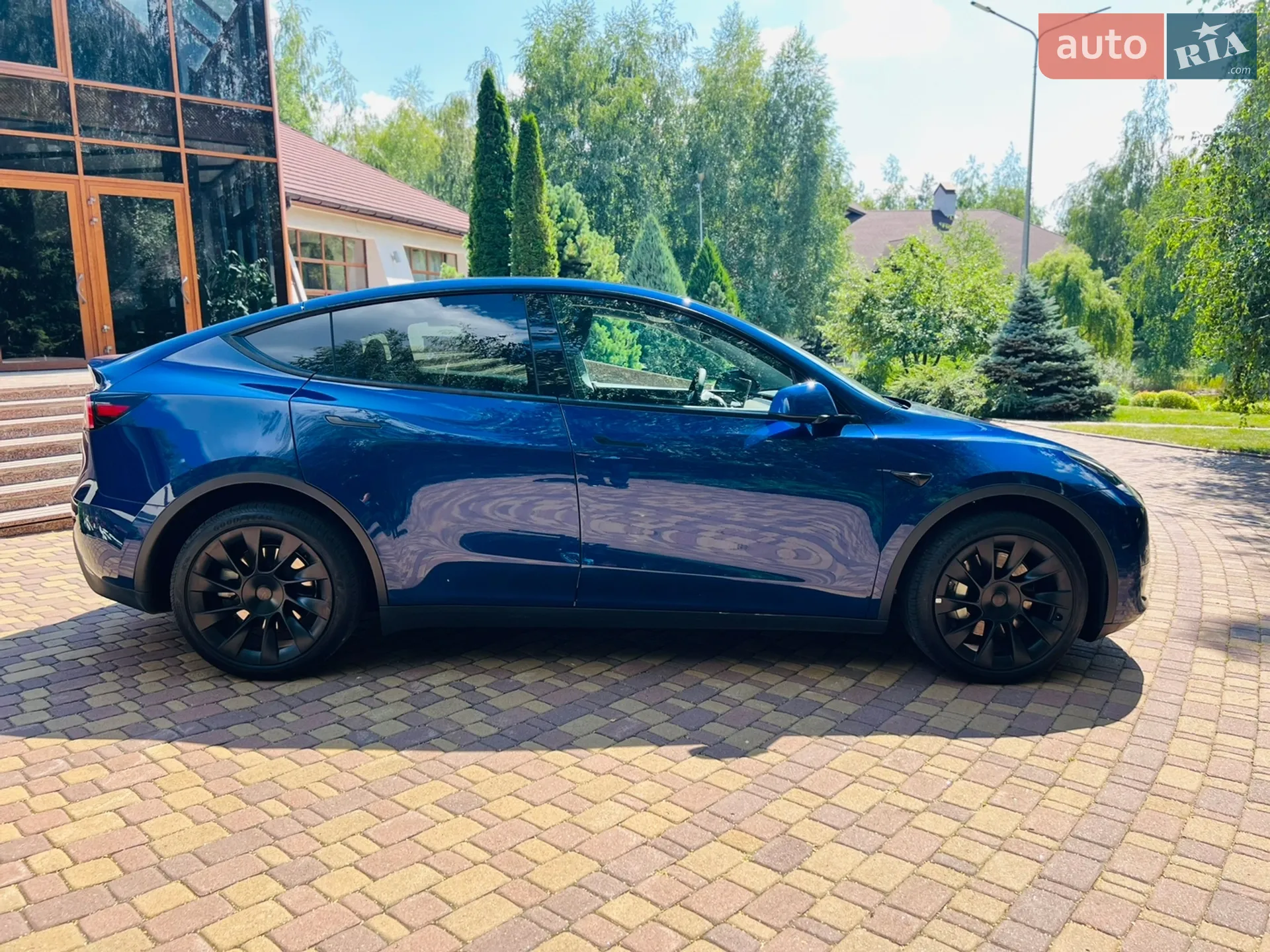 2023 Tesla Model Y - мініатюра 8