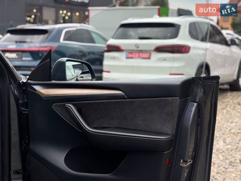 Внедорожник / Кроссовер Tesla Model Y 2023 в Стрые фото 37 Внедорожник / Кроссовер Tesla Model Y 2023 в Стрые