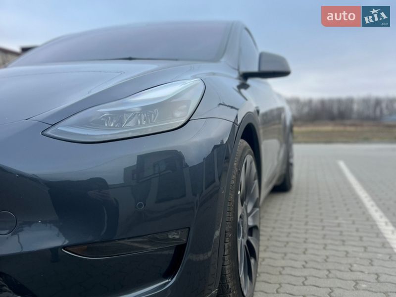 Tesla Model Y 2021 Tesla Model Y 2021