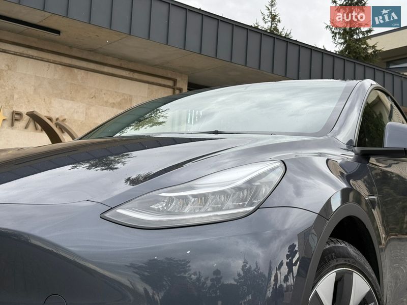 Позашляховик / Кросовер Tesla Model Y 2023 в Львові фото 6 Позашляховик / Кросовер Tesla Model Y 2023 в Львові