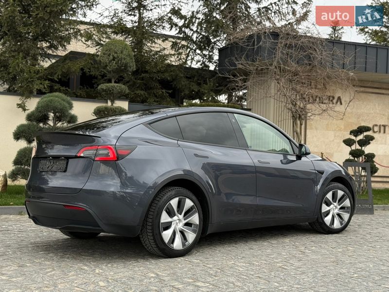 Позашляховик / Кросовер Tesla Model Y 2023 в Львові фото 16 Позашляховик / Кросовер Tesla Model Y 2023 в Львові