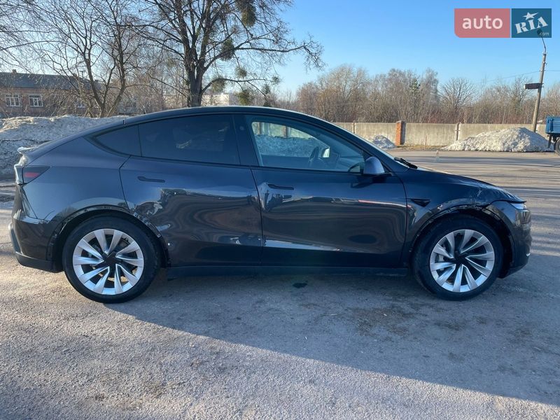 Позашляховик / Кросовер Tesla Model Y 2025 в Рівному