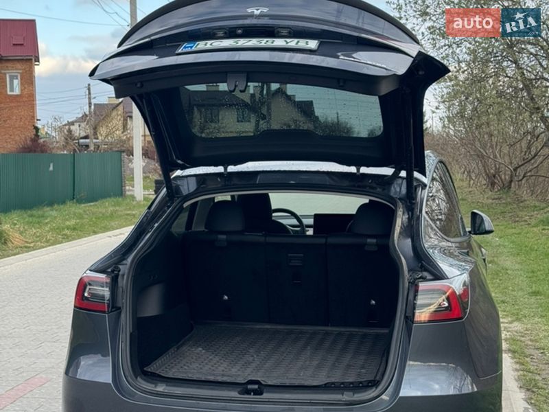 Внедорожник / Кроссовер Tesla Model Y 2022 в Львове