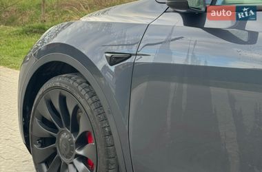 Внедорожник / Кроссовер Tesla Model Y 2022 в Львове