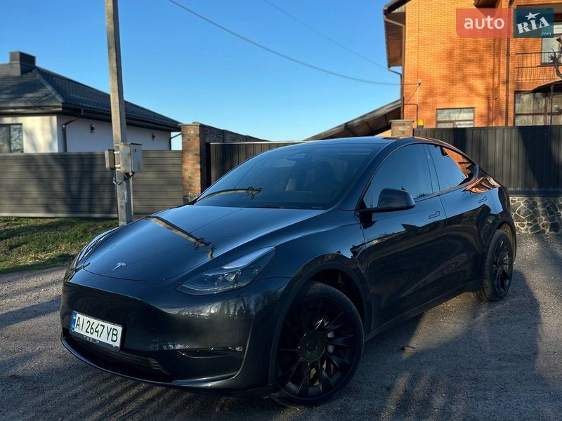 Tesla Model Y 2025 Tesla Model Y 2025