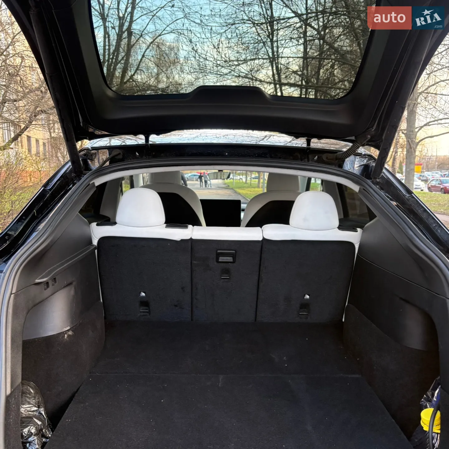 2022 Tesla Model Y - мініатюра 8