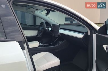 Внедорожник / Кроссовер Tesla Model Y 2020 в Львове