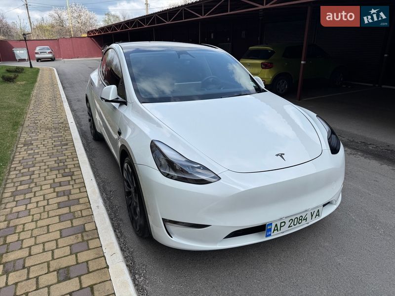 Позашляховик / Кросовер Tesla Model Y 2024 в Запоріжжі