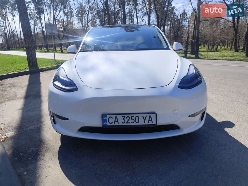 Внедорожник / Кроссовер Tesla Model Y 2024 в Черкассах