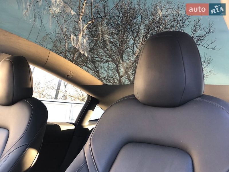Позашляховик / Кросовер Tesla Model Y 2022 в Кременчуці фото 9 Позашляховик / Кросовер Tesla Model Y 2022 в Кременчуці