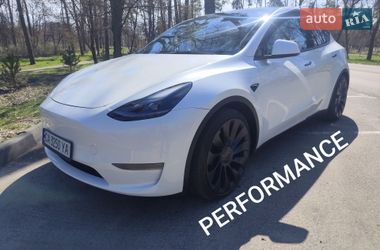 Внедорожник / Кроссовер Tesla Model Y 2024 в Черкассах