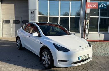 Позашляховик / Кросовер Tesla Model Y 2022 в Києві