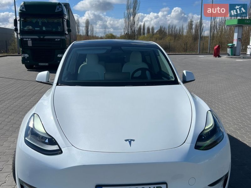 Внедорожник / Кроссовер Tesla Model Y 2022 в Луцке
