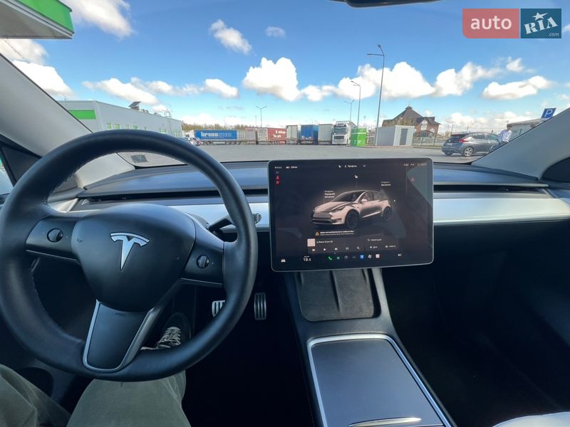 Внедорожник / Кроссовер Tesla Model Y 2022 в Луцке
