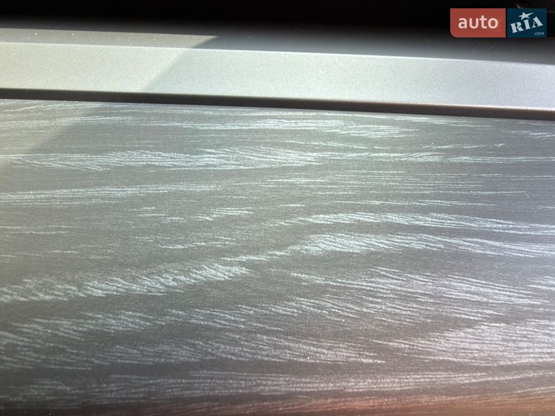 Внедорожник / Кроссовер Tesla Model Y 2023 в Киеве