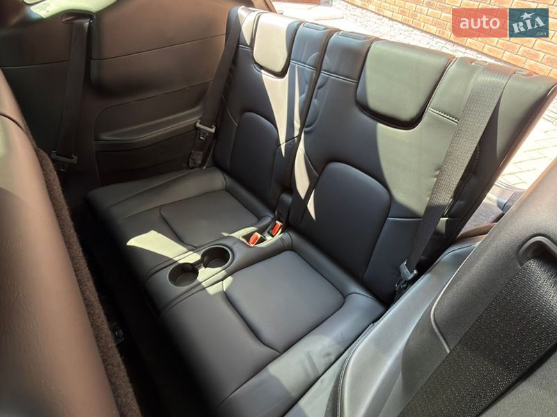 Внедорожник / Кроссовер Tesla Model Y 2023 в Киеве