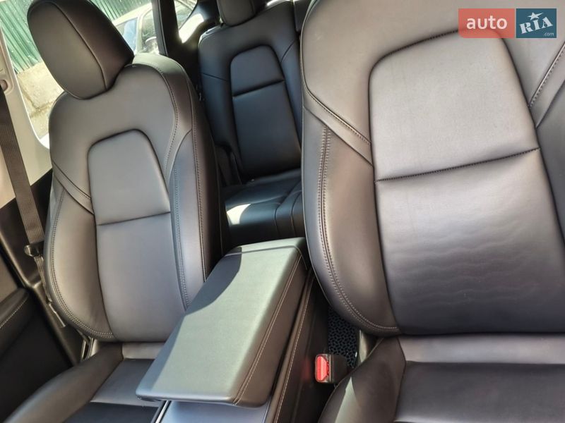 Внедорожник / Кроссовер Tesla Model Y 2023 в Виннице