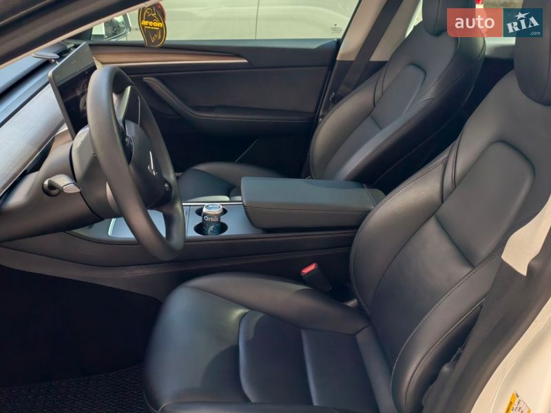 Внедорожник / Кроссовер Tesla Model Y 2023 в Виннице
