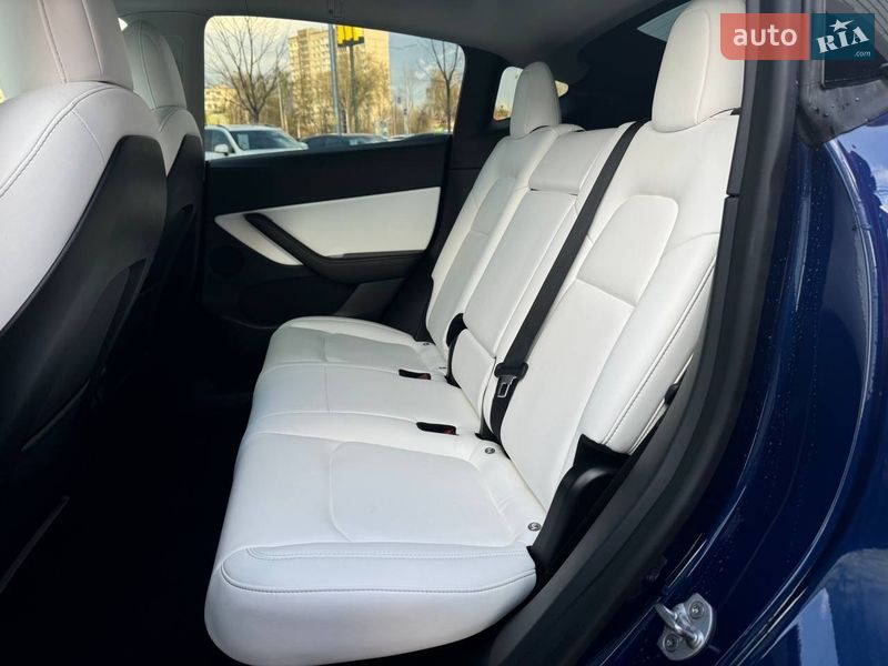 Позашляховик / Кросовер Tesla Model Y 2020 в Києві