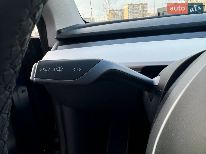 Позашляховик / Кросовер Tesla Model Y 2020 в Києві