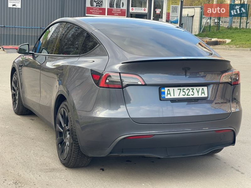 Внедорожник / Кроссовер Tesla Model Y 2022 в Киеве