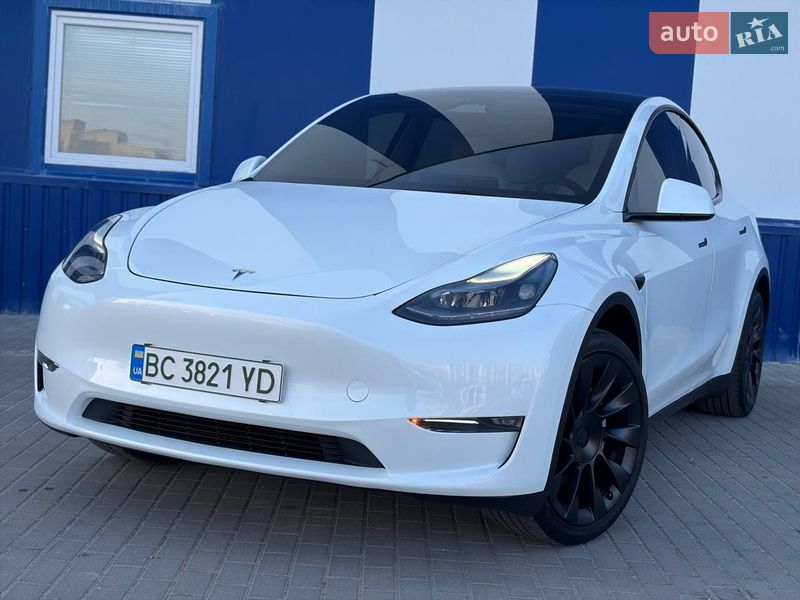 Внедорожник / Кроссовер Tesla Model Y 2024 в Дрогобыче