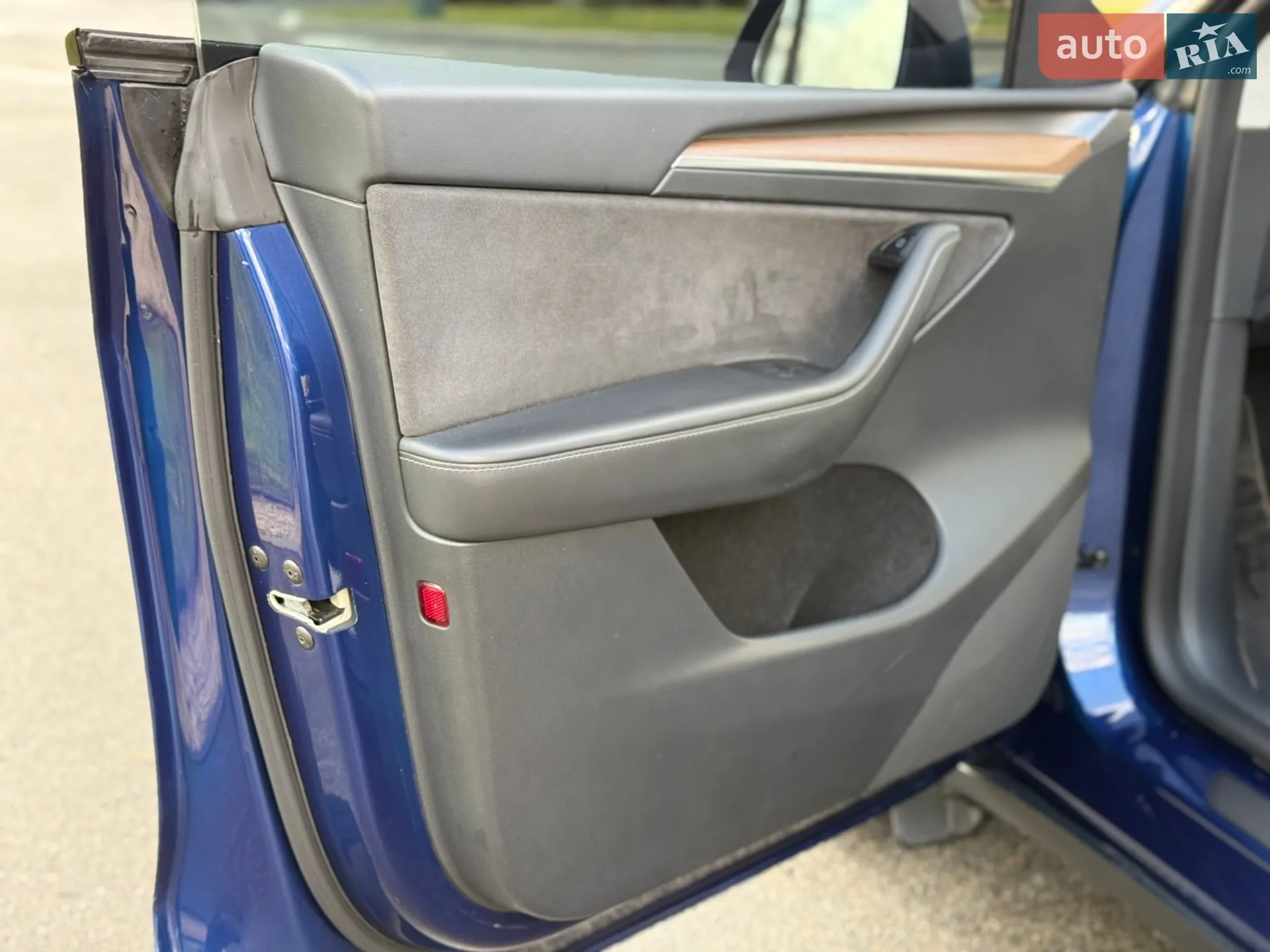 2023 Tesla Model Y - мініатюра 22