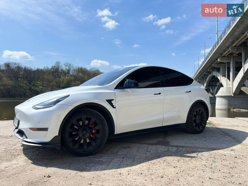 Внедорожник / Кроссовер Tesla Model Y 2021 в Виннице