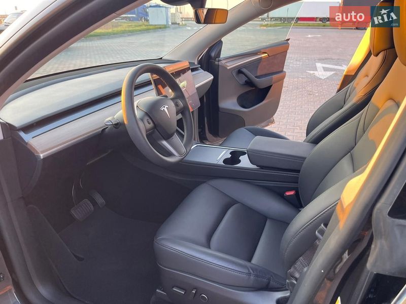 Позашляховик / Кросовер Tesla Model Y 2024 в Житомирі