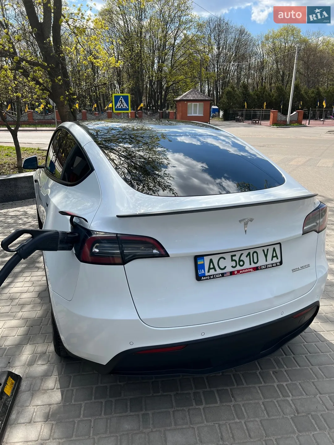 2022 Tesla Model Y - мініатюра 8