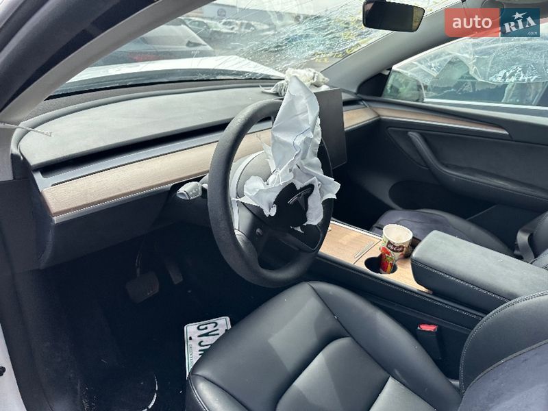 Позашляховик / Кросовер Tesla Model Y 2023 в Києві