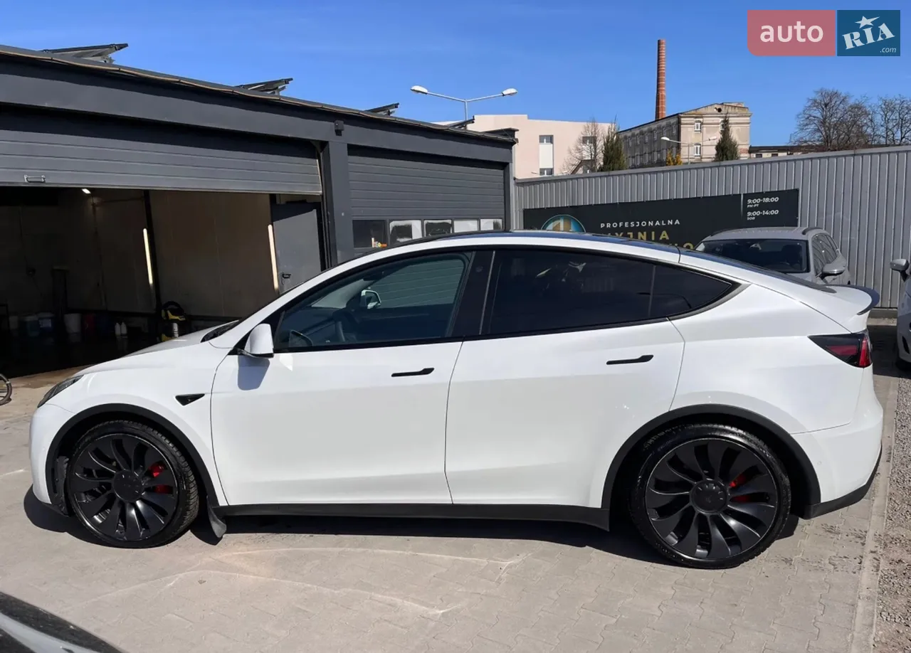 2022 Tesla Model Y - мініатюра 18
